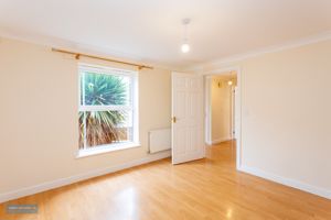 Dining Room- click for photo gallery